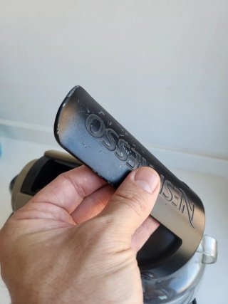 Cafetera Nespresso Krups Dorada