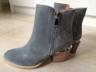 Botas Alma en Pena grises talla 38