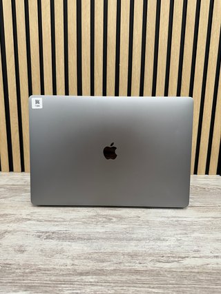 MacBook Pro 16 2019 i7 16GB 500GB SSD