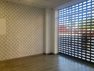 Oficina en alquiler en La Jota en Zaragoza