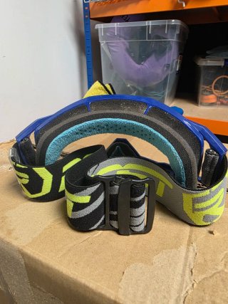 Gafas de moto azules
