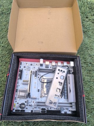 Placa Base JGINYUE X99M Gaming D4 ARGB LGA2011-3