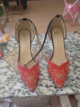 Zapatos de tacón TOP QUEENS rojos y negros