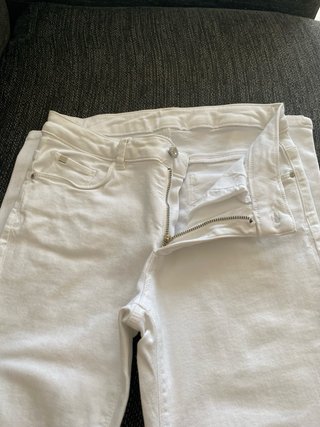 Pantalón tejano largo Zara blanco
