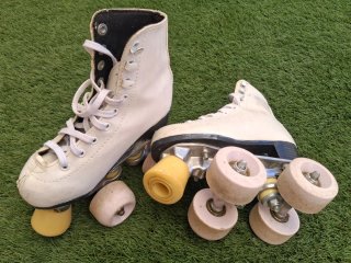 Patines blancos talla 29