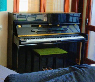 Piano Acústico Vertical Samick Negro Pulido
