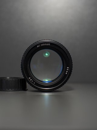 Nikon AF NIKKOR 85mm f/1.8 D