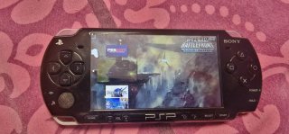 Sony PSP 2004 Slim & Lite Negra + Cargador + Funda