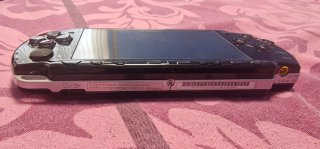 Sony PSP 2004 Slim & Lite Negra + Cargador + Funda