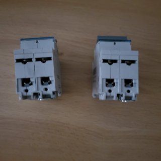 2 Interruptores Magnetotérmicos Hager