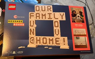 LEGO 41839 – Message Board