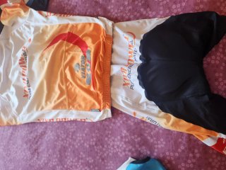 Culottes deportivos blancos y negros 10 euros unid