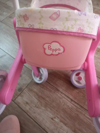 Carrito de muñecas rosa Pepa Pig