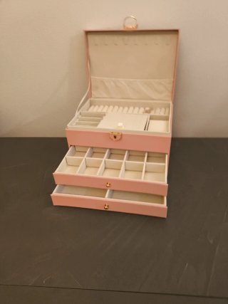 Portagioie grande rosa con cassetto