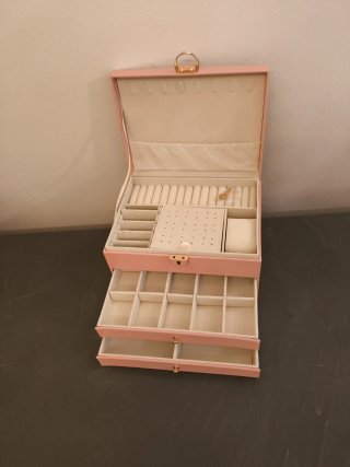 Portagioie grande rosa con cassetto