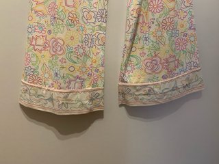 Conjunto Pantalón y Camiseta Flores, dibujó colres