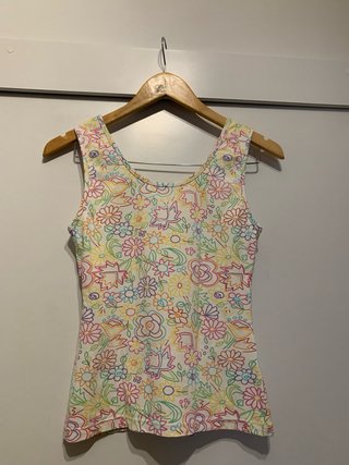 Conjunto Pantalón y Camiseta Flores, dibujó colres