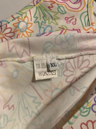 Conjunto Pantalón y Camiseta Flores, dibujó colres