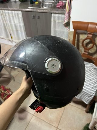 Cascos de moto uno negro S y otro gris XL