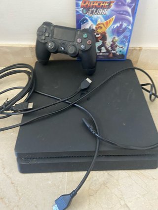 PS4 Negra