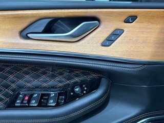 Jeep Grand Cherokee 2.0 4Xe PLUG-IN HYBRID SUMMIT REVERSE