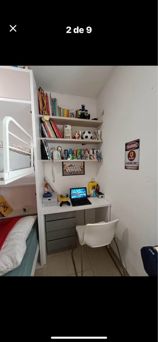 Litera plegable beige y blanca como nueva