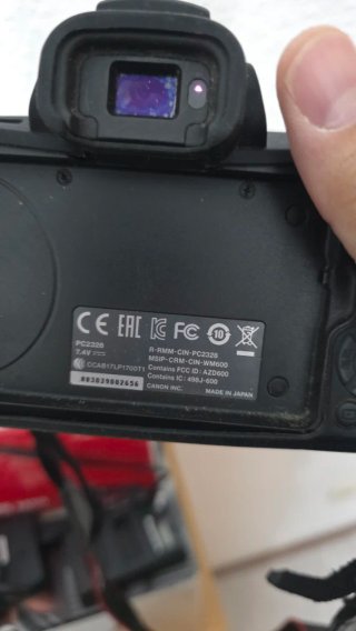 Camara Canon M50 + Lente 32mm 1.4 EFM