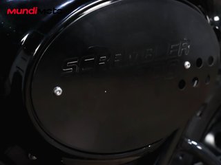 TRIUMPH SCRAMBLER 900