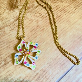 Colgante Mariposa Bañado en Oro 24k