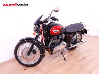 TRIUMPH BONNEVILLE T100
