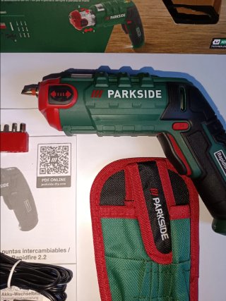 Atornillador Parkside 4V con puntas