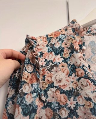 Camisa floral manga larga