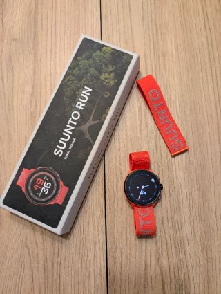 Suunto Run Naranja/Rojo