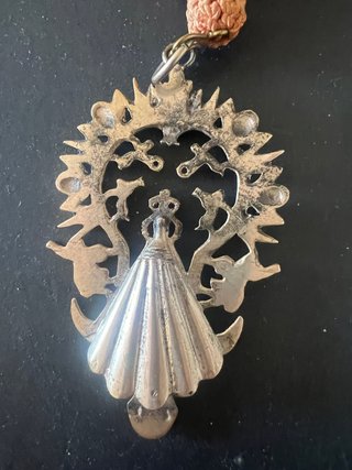 Medalla Antigua Virgen del Prado Plata S.XVIII