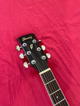 Guitarra Acústica Ibanez