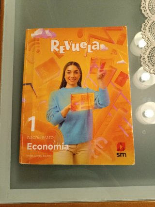 1 Bachillerato, Economía Revuela