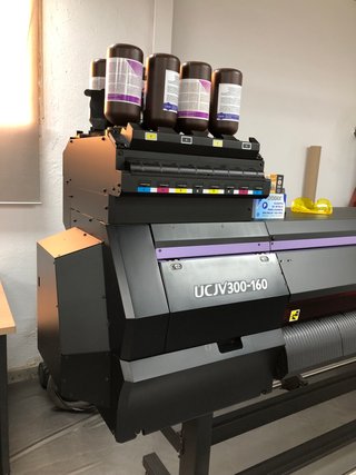 Impresora UV Mimaki UCJV300-160 160 cm