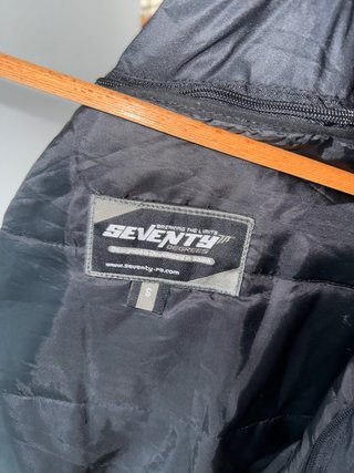 Chaqueta de moto negra