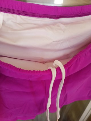 Bañador rosa corto