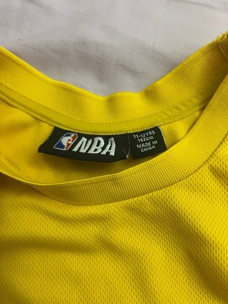 Conjunto Lakers 23 James Amarillo