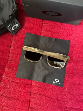 Gafas Oakley Holbrook Metal Marrones