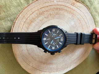 Reloj Citizen Caballero Negro y Azul eco-drive