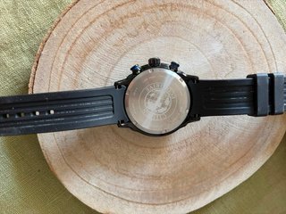 Reloj Citizen Caballero Negro y Azul eco-drive