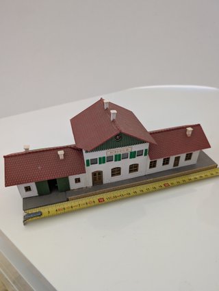 Estación Bergheim Jouef 770, escala H0