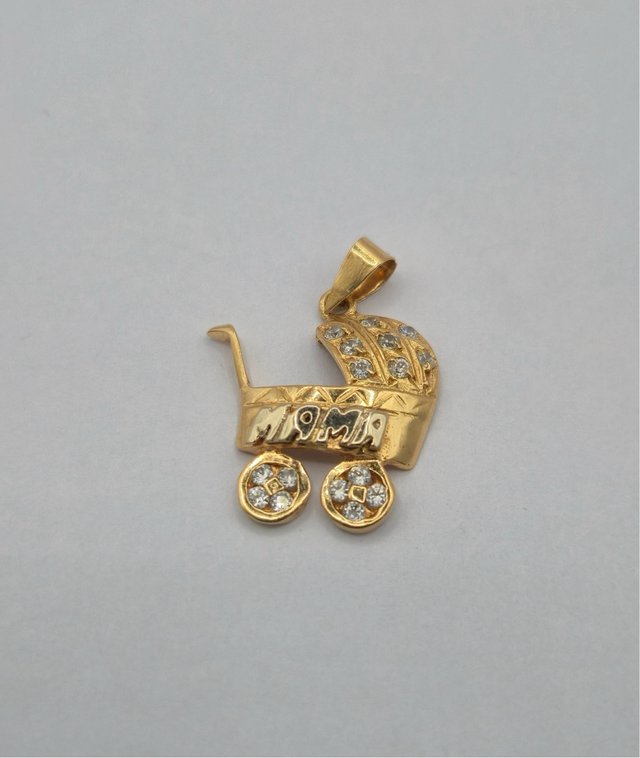Colgante Carrito Bebé Mamá Oro 18K