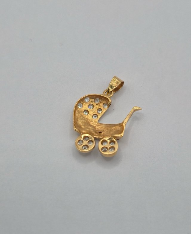 Colgante Carrito Bebé Mamá Oro 18K