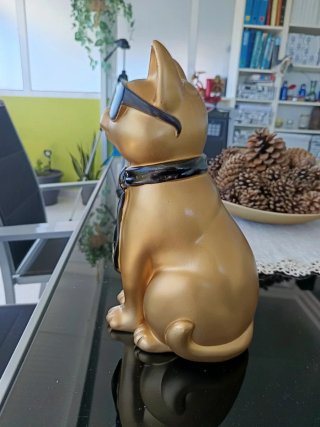 Figura Gato Dorado con Gafas y Corbata