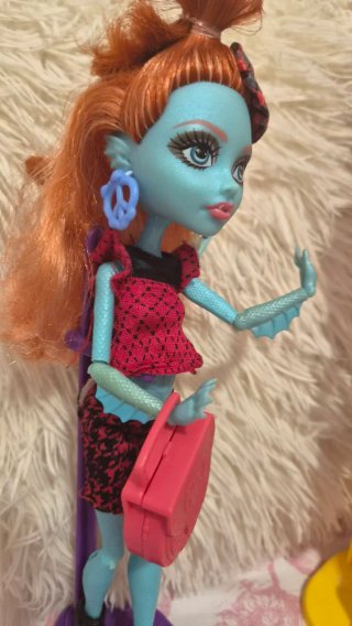Monster High Lorna McNessie Muñeca