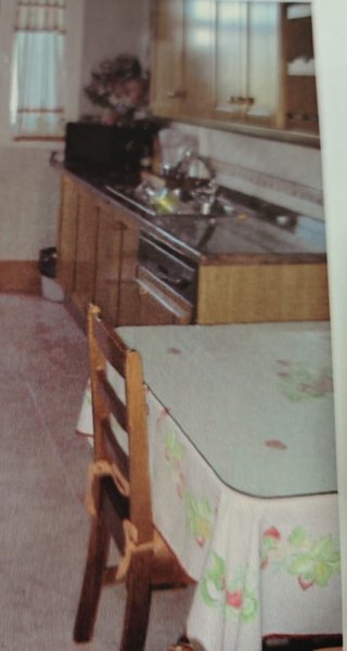 Cocina de madera y tela