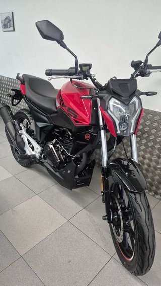 Keeway RKS 125 Roja 2026